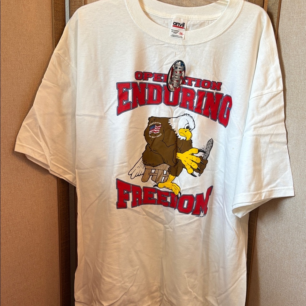 Gildan White operation enduring freedom T-Shirt with Eagle and Red Text xxl NWT